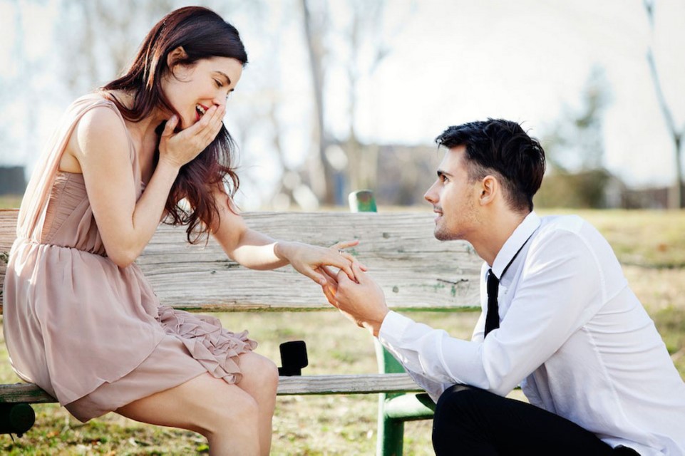 Horoskop otkriva kada će tačno biti spreman da vas zaprosi