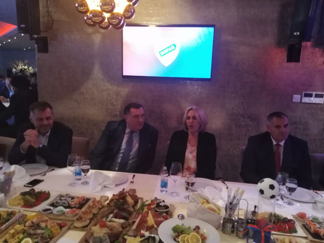 Dodik: 500.000 KM za Borac - sportski brend Srpske