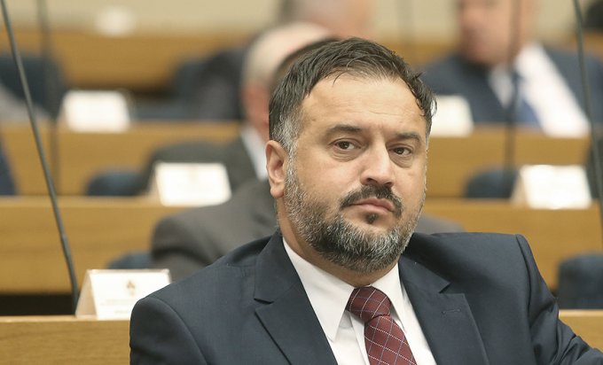 Igor Žunić: Stanivuković nije poslanik jer nije položio zakletvu u parlamentu
