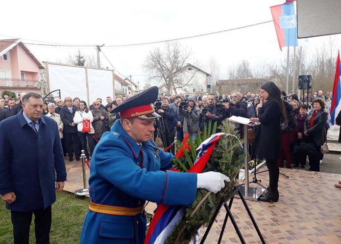Сијековац - Додик - полагање вијена