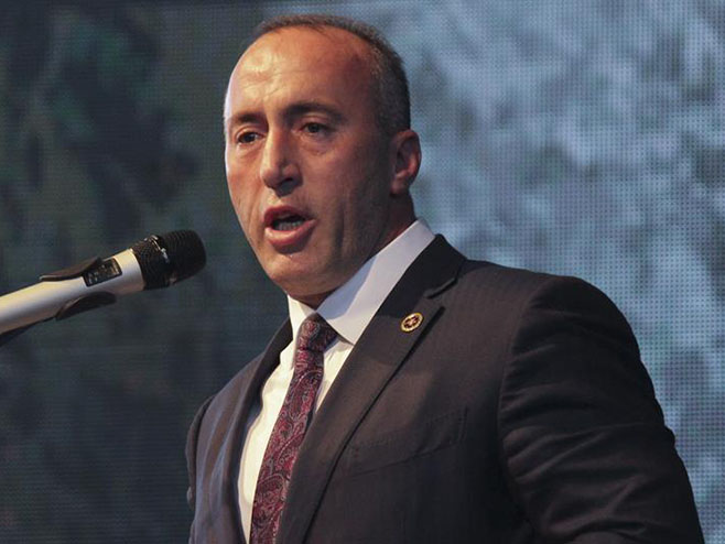 Premijer samoproglašenog Kosova Ramuš Haradinaj rekao je da je "američki vojnik na terenu koji izvršava naredbe".
