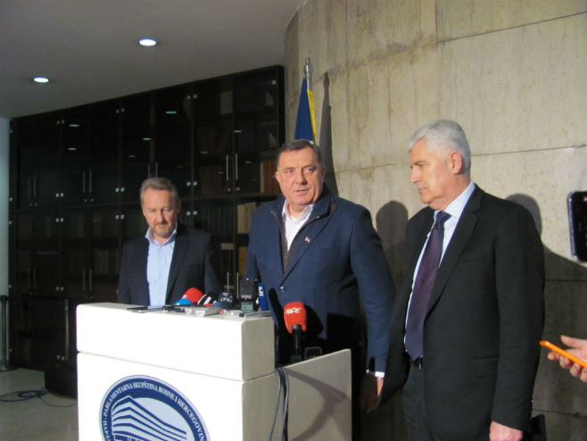 Dodik najavio sastanak lidera SDA, HDZ-a i SNSD-a u Mostaru