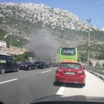 Eksplodirao automobil u tunelu Sveti Rok, kilometarske kolone (VIDEO)