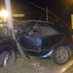 Automobilom udario u betonsku banderu, suvozač poginuo na licu mjesta