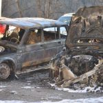 BUKTINJA U ZVORNIKU Izgorjela dva automobila na parkingu (FOTO)