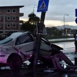Automobilom udario u stub, vozač prevezen u bolnicu