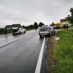 Teška saobraćajka kod Prijedora: Sudar Pasata i Renoa