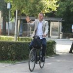 Nerealna predizborna obećanja: Stanivuković nudi i besplatne bicikle!