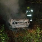 OTELI NOVAC, ZAPALILI AUTO: Potraga za razbojnicima koji su u ponedeljak opljačkali Mladost trejd u Prijedoru