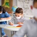 Kakav je postupak u slučaju pojave virusa korona u školama?