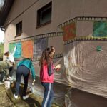 Mladi umjetnici oslikavaju Prijedor: Muralima podsjetili na zlatno doba grada (FOTO)