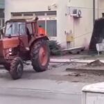 Traktorom srušili partizanski spomenik (VIDEO)