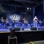 Orkestar harmonika " Skaj glori" i Miloš Zec sa gostima održali spektakularni koncert na trgu (FOTO)