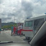 Saobraćajka kod Prijedorske petlje "Vidio sam da pružaju pomoć ženi koja je u rukama imala MALO DIJETE" (FOTO)