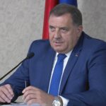 Dodik osudio monstruozne napade na djecu predsjednika Srbije