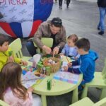 "Trg dječjih osmijeha" Ujedinjena Srpska obradovala mališane u Banjaluci (FOTO)