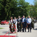 Polaganjem vijenaca počeo zvanični program obilježavanja Dana grada Prijedora (FOTO)