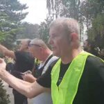 Veterani izviždali opoziciju ispred Skupštine: "Kad mi dođemo na vlast, riješićemo to za 90 dana" (VIDEO)
