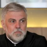 "Znam da se nekima neće dopasti odgovor" Vladika Grigorije bez zadrške objasnio ko je važniji pred Bogom, muškarci ili žene (VIDEO)