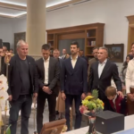Patrijarh Porfirije i Ana Bekuta na slavi kod Đokovića (VIDEO)