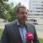 Kovačević ispred OHR-a: Pitanje imovine trajno riješeno Dejtonskim sporazumom (VIDEO)
