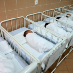 NAJLJEPŠA MUZIKA ZA UŠI Bejbi bum u Srpskoj, za 24 časa rođeno 45 beba, u Prijedoru 4 bebe