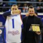 (FOTO) “Izuzetan doprinos razvoju košarkaškog sporta” Milorad Dodik dobio dres reprezentacije i zlatnu plaketu od predsjednika KSRS