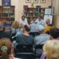 U prijedorskoj Gradskoj čitaonici promovisan roman “Limeni lijes za Zaimović Zejnu” autora Muharema Bazdulja