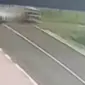 Snimljen žestok sudar kod Prijedora, troje povrijeđenih (VIDEO)