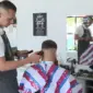 Akcija u Omarskoj: Šišanje u humanitarne svrhe (VIDEO)