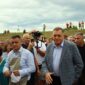 Dodik stigao u Česmu na kotlićijadu, dočekao ga Vlado Đajić (FOTO/VIDEO)