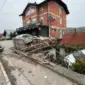 Nesreća na Laušu: Vozilom uletio u dvorište!