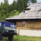 (FOTO) “PLANIRAM TU DA ŽIVIM” Vuk Kostić se oženio i DOBIO DIJETE, a pričao je da želi da se preseli u vikendicu na planini