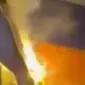 Skandal! Skinuli zastavu Srpske sa jarbola, pa je zapalili (VIDEO)