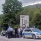 Kraj drame u Palama: Muškarac sišao s drveta nakon višesatnih pregovora