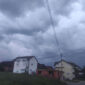 Sunčano jutro, burno popodne: Meteorolozi upozoravaju na pljuskove i grmljavinu