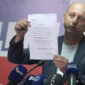 Knežević sa dokumentima o Spajiću: Premijer Crne Gore u rezervnom sastavu Vojske Srbije