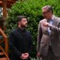 (VIDEO, FOTO) CRVENI TEPIH I INTONIRANJE HIMNI Zelenski u Beogradu, Vučić ga dočekao ispred Palate “Srbija”