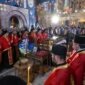 Patrijarh Porfirije služio opijelo generalu Ratku Mladiću; Povorka kreće prema groblju (FOTO)