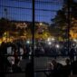 Ugasili rasvjetu tokom skupa SNSD-a u Banjaluci, okupljeni upalili lampe i ostali do kraja
